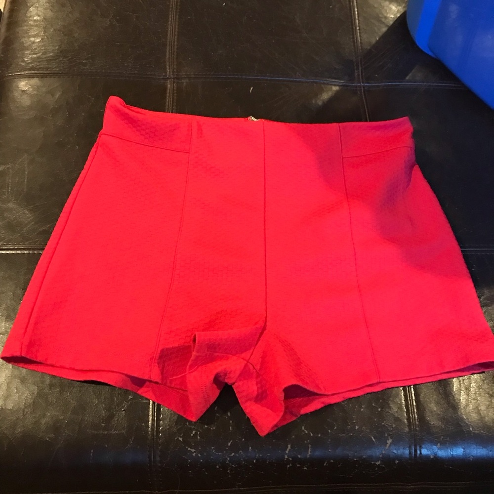 Red High Waist Shorts 💜For Bundles Only💜